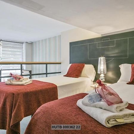 Alcam Futbol Pequeno Apartment Barcelona Luaran gambar