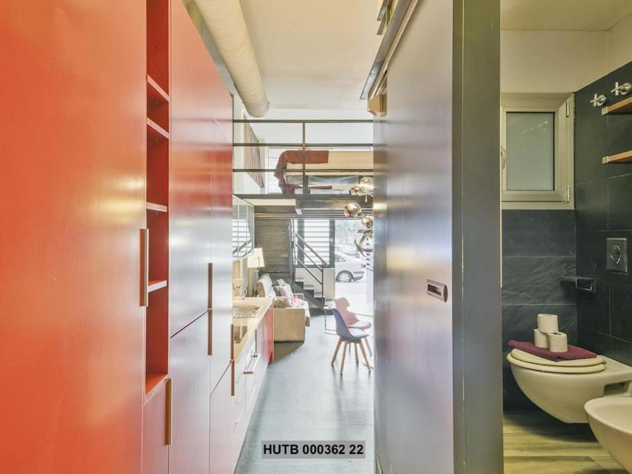 Alcam Futbol Pequeno Apartment Barcelona Luaran gambar